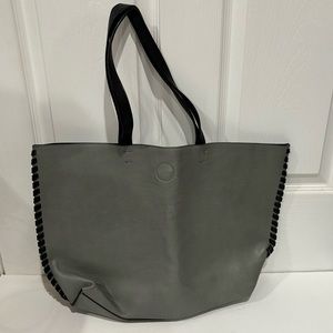 NORDSTROM RACK Large Woven Leather Travel Tote Handbag Purse - gray & black